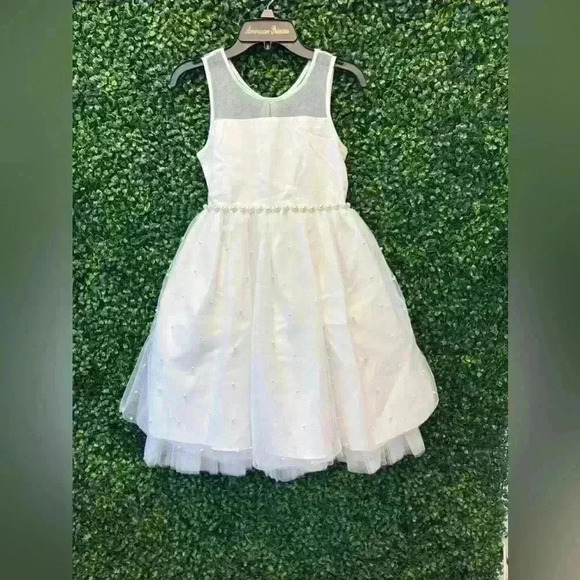 AMERICAN PRINCESS WHITE RUFFLED TIERED DRESS SIZE 10 (1) AND 8 (2) - Picture 5 of 7